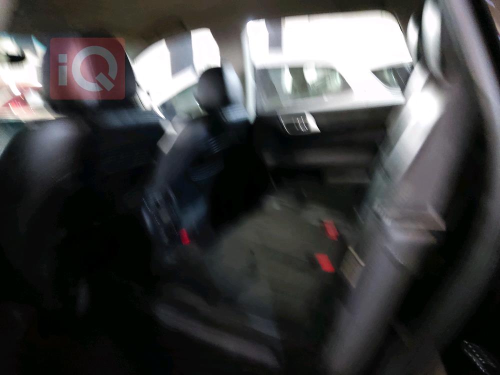 نیسان پاسفایندەر